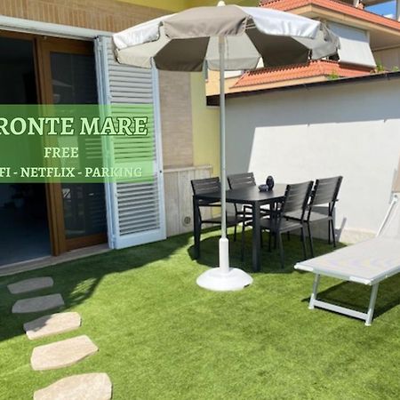 Novella Del Mar Prima Fila Dal Mare Βίλα Grottammare Εξωτερικό φωτογραφία